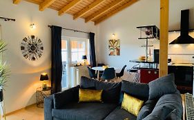 Apartment Im Sonneneck bis 4 Personen mit Parkplatz, W-LAN, Netflix im Thüringer Wald, Schleusingen